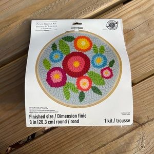 NWT Punch Needle Kit